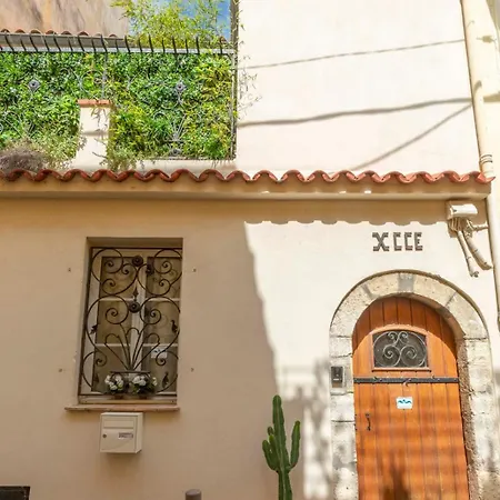 Townhouse With Terrace & Parking In The Heart Of Old *